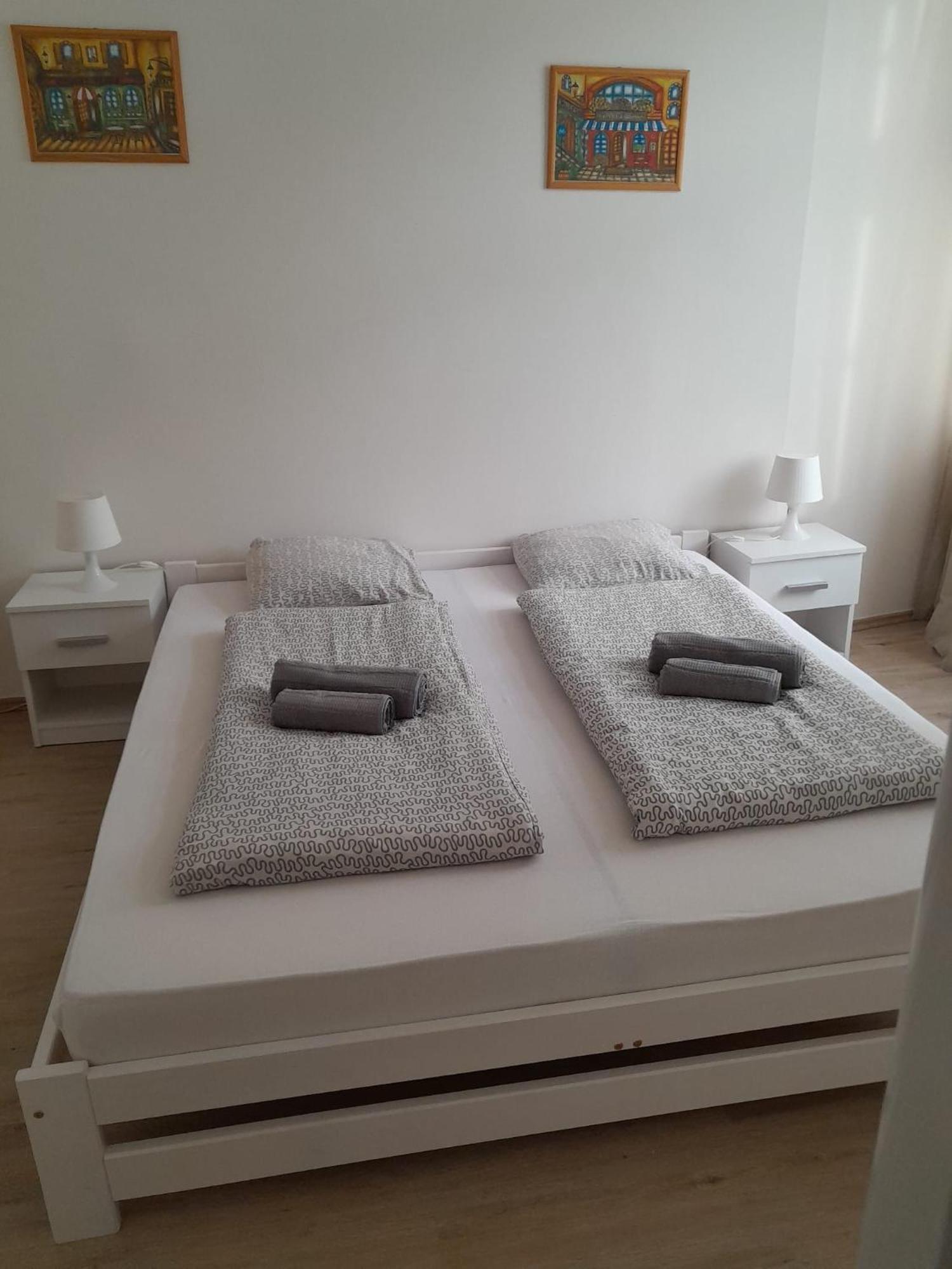פראג Lubert Apartmany S.R.O מראה חיצוני תמונה