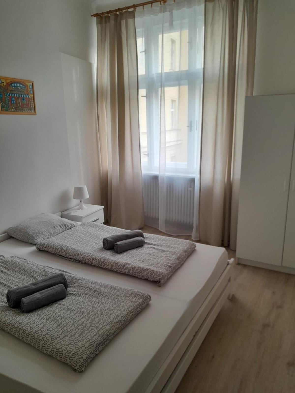 פראג Lubert Apartmany S.R.O מראה חיצוני תמונה