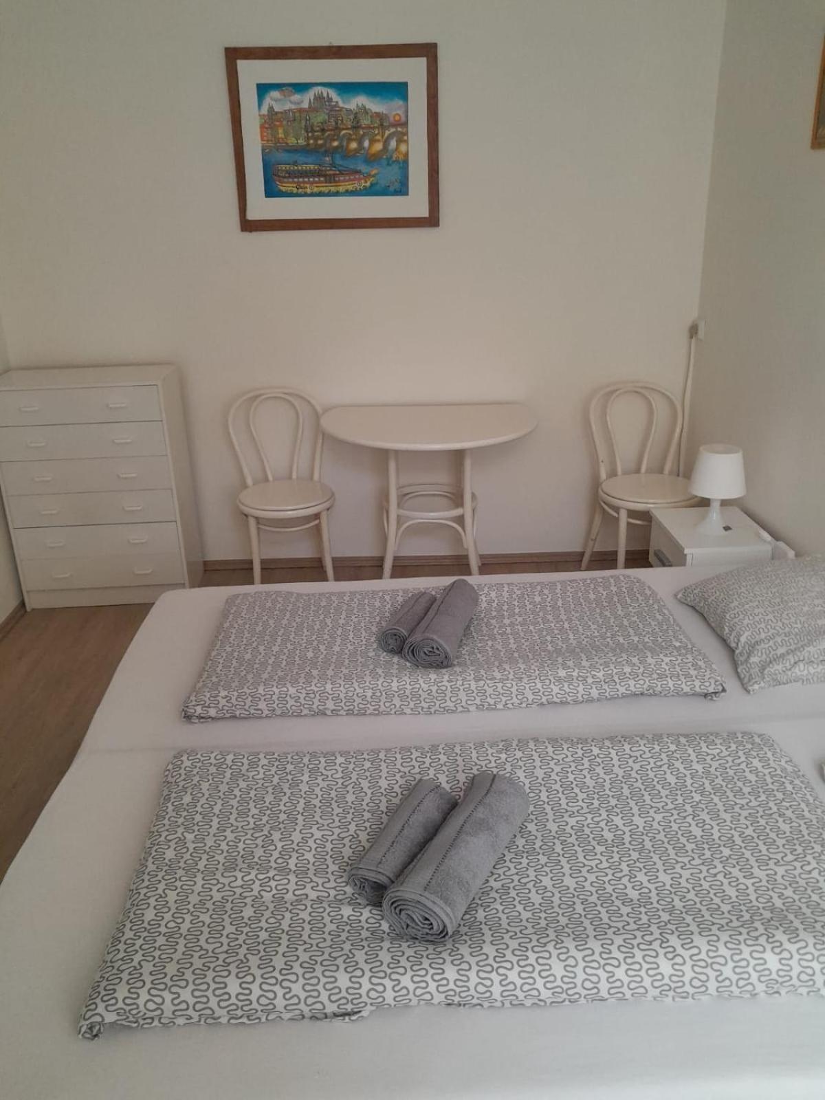 פראג Lubert Apartmany S.R.O מראה חיצוני תמונה