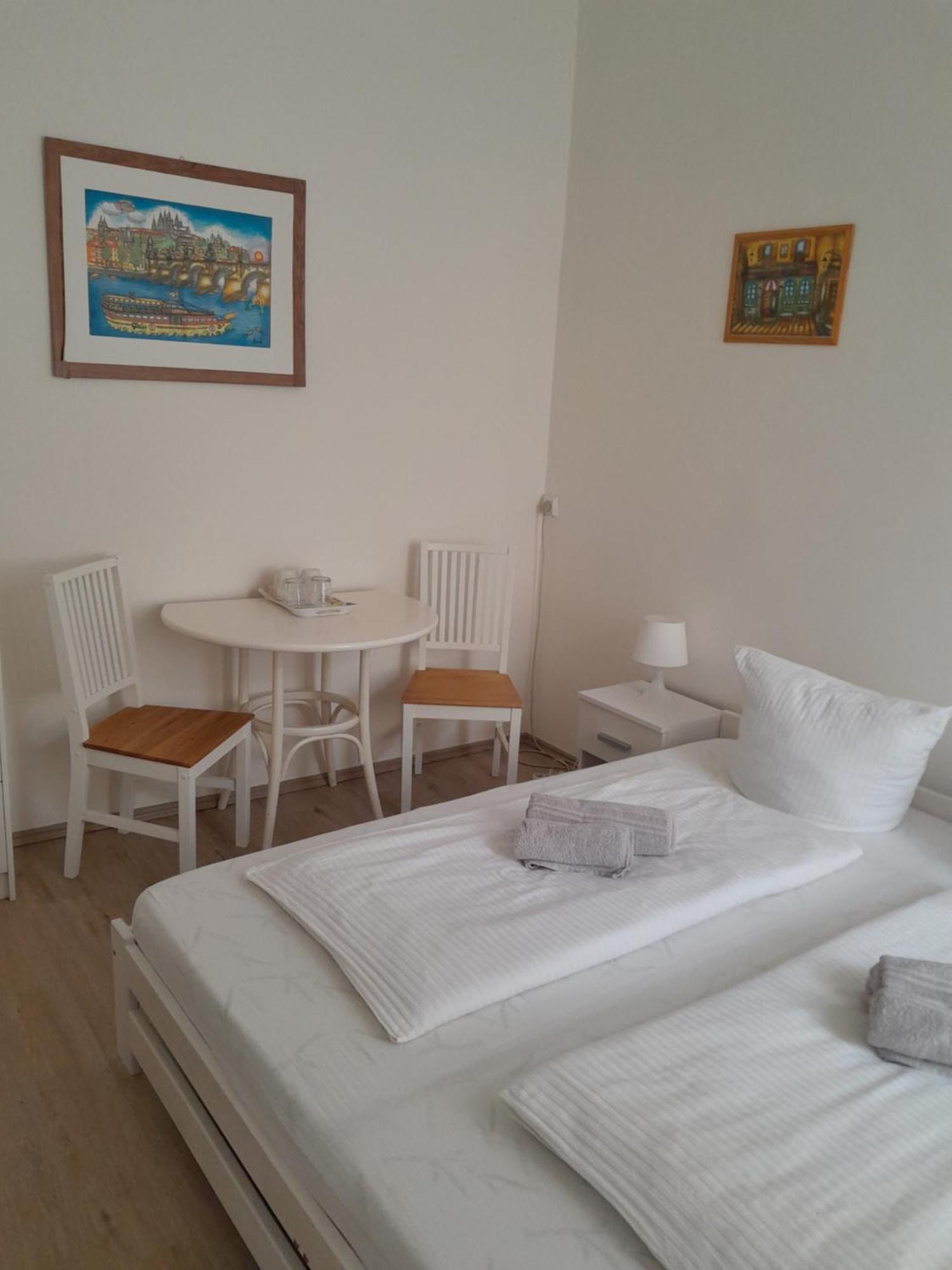 פראג Lubert Apartmany S.R.O חדר תמונה